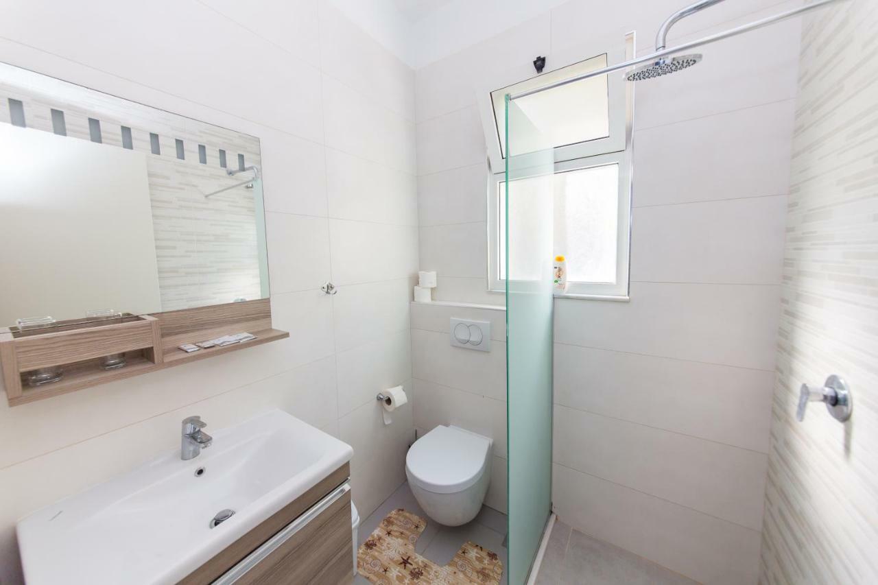 Hotel Andi Durrës Eksteriør billede